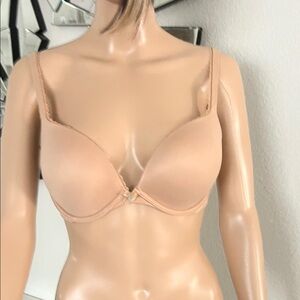 Victoria's Secret Light Beige Underwire Bra adjustable, with padded, size 34D